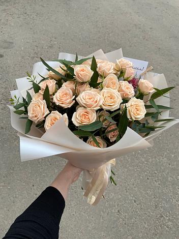 Букет Кремовые розы Латте в Шарье